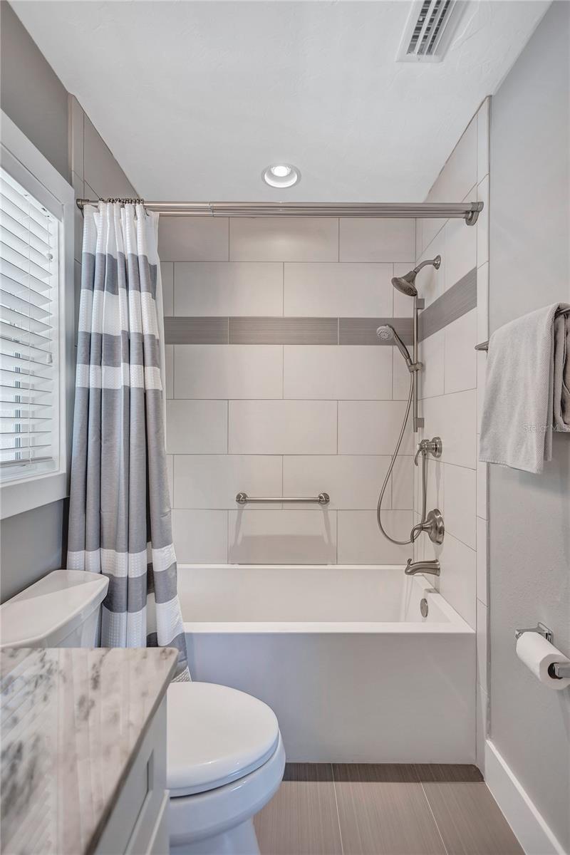 139 VISTA HERMOSA CIRCLE