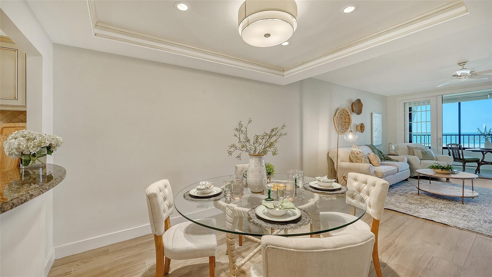 5740 MIDNIGHT PASS RD #405