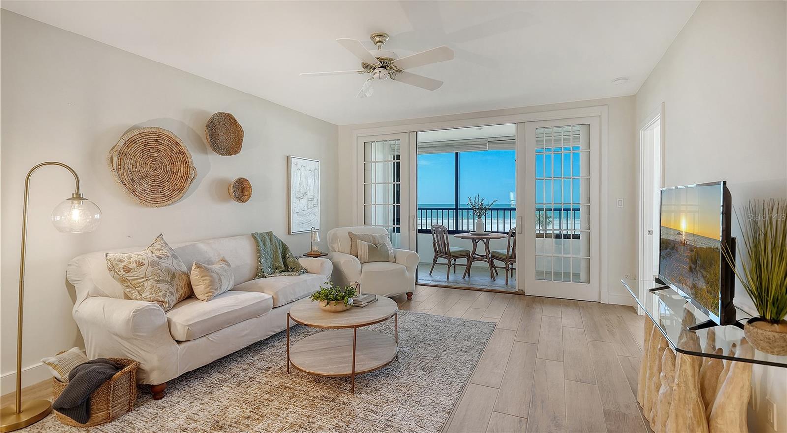 5740 MIDNIGHT PASS RD #405