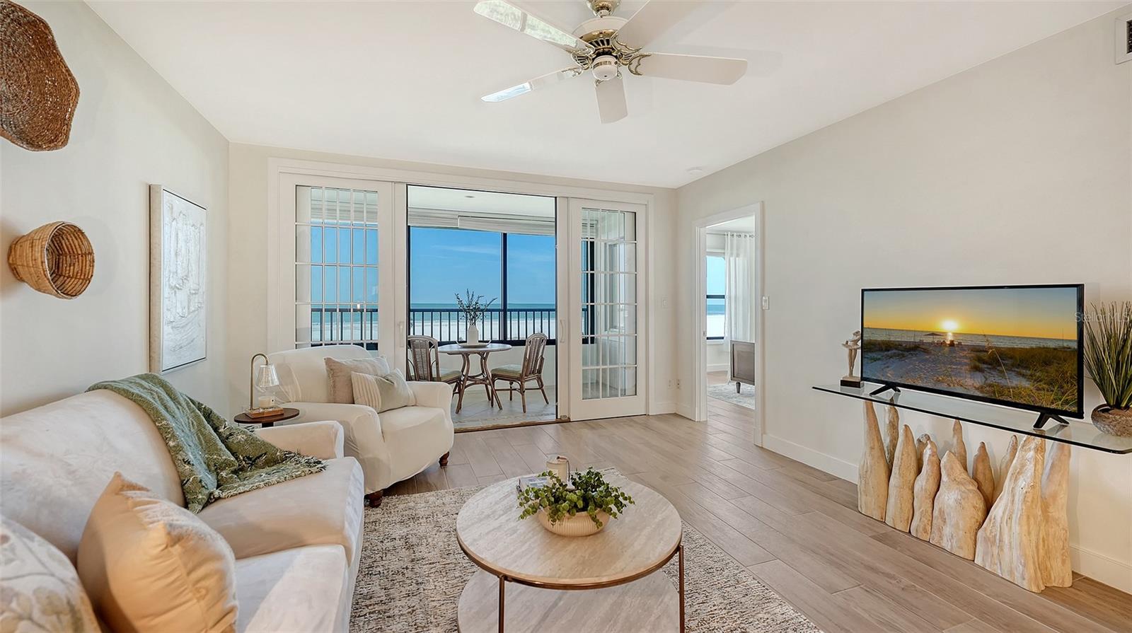 5740 MIDNIGHT PASS RD #405