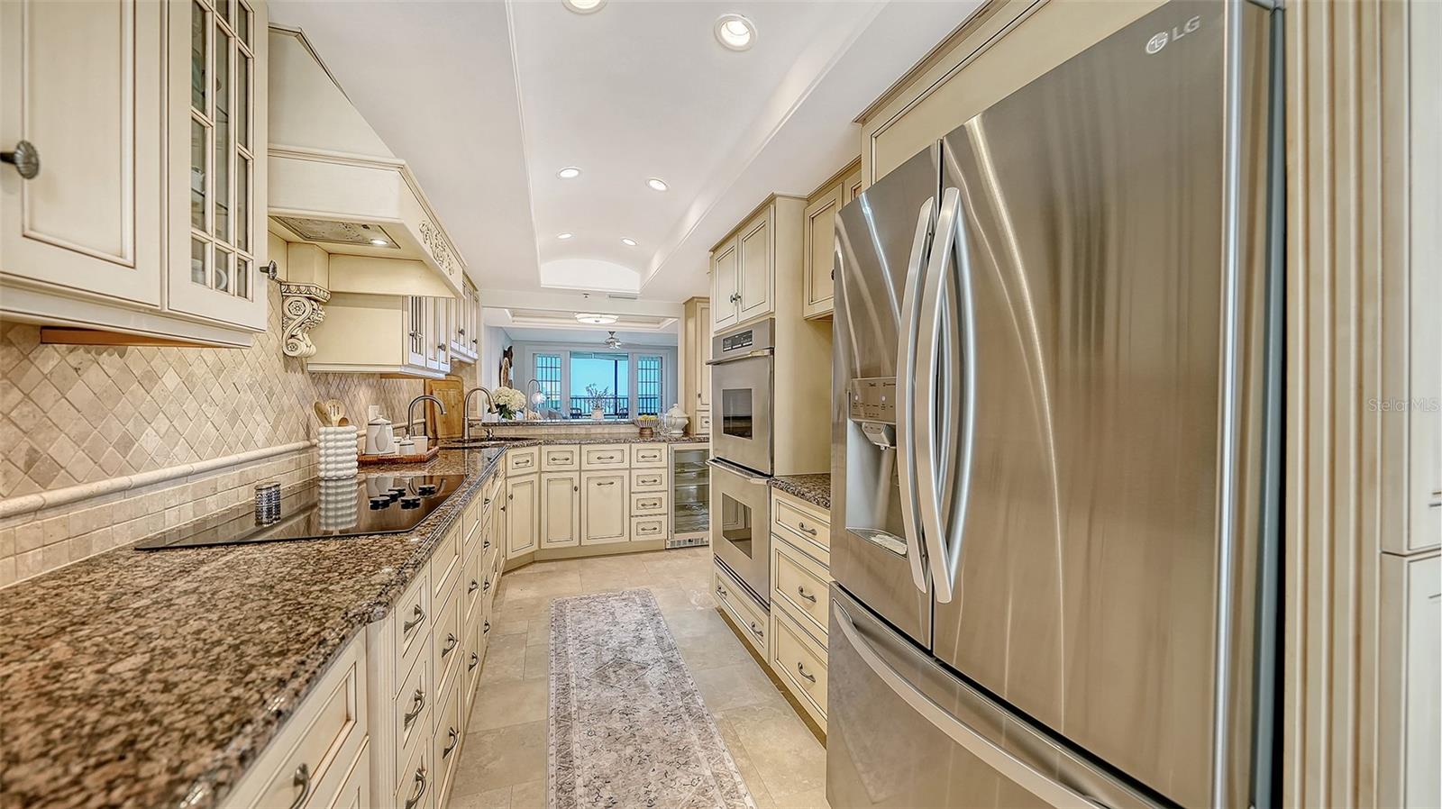 5740 MIDNIGHT PASS RD #405