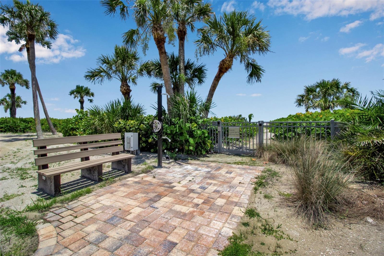 5740 MIDNIGHT PASS RD #405