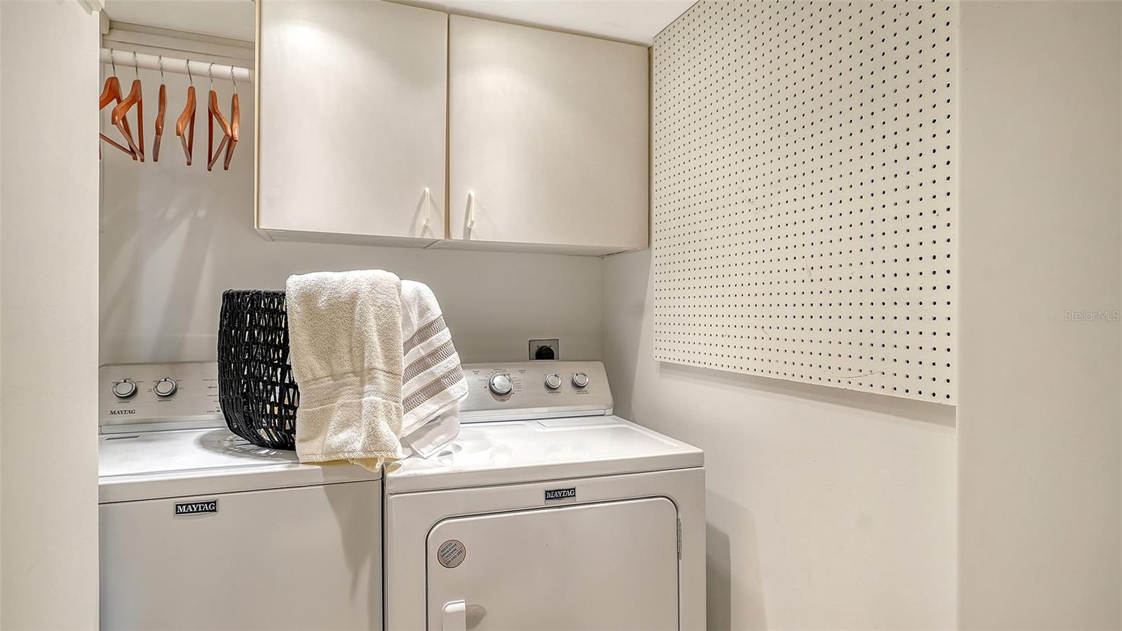 5740 MIDNIGHT PASS RD #405