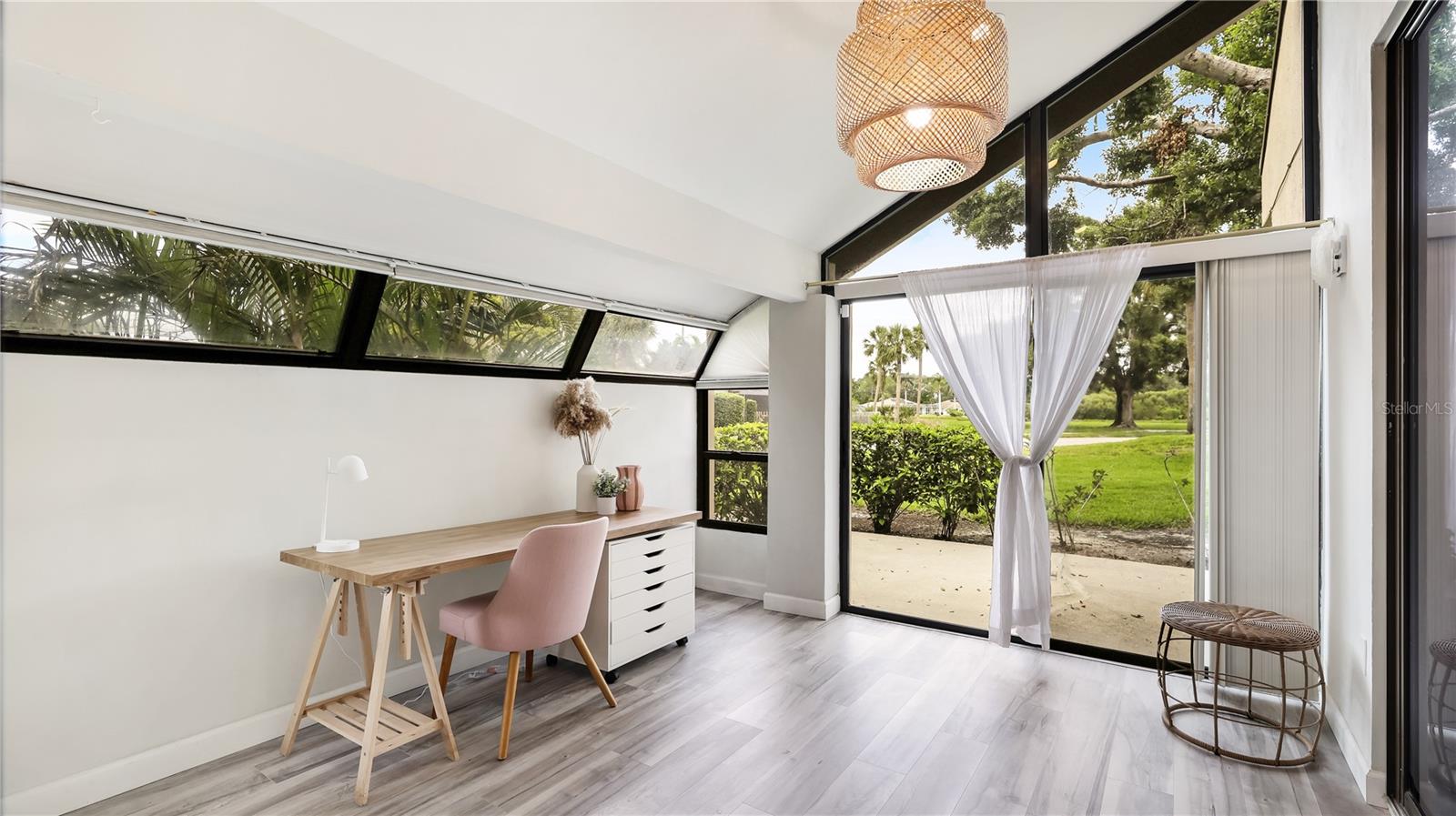 2383 LAKESIDE MEWS #D3