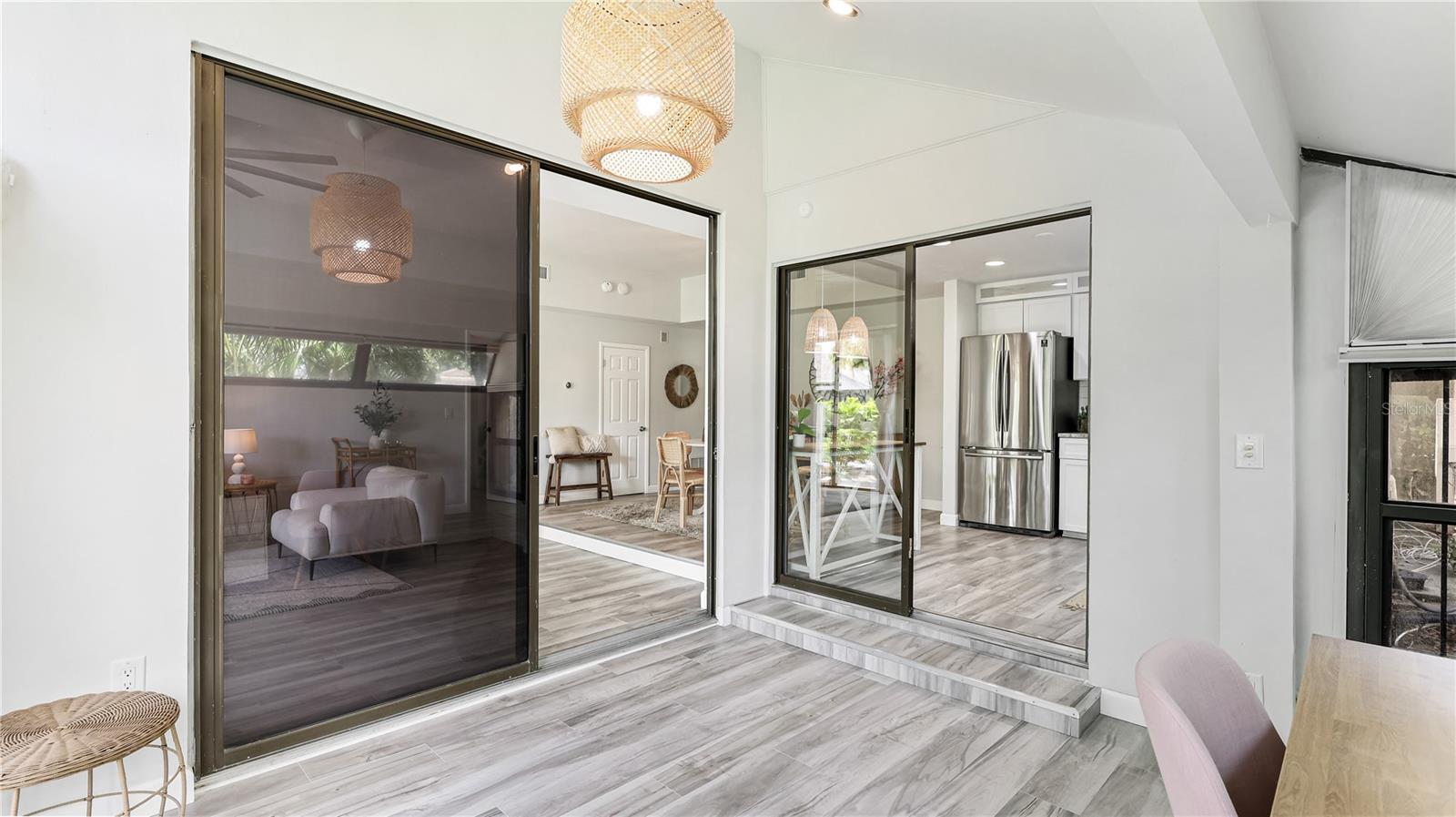 2383 LAKESIDE MEWS #D3