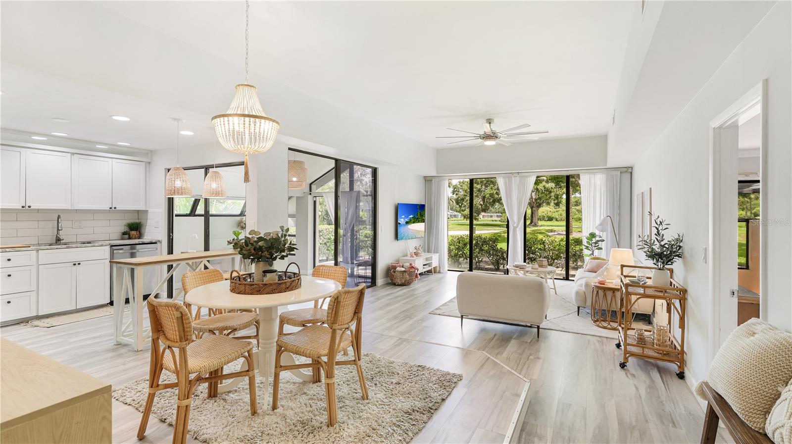 2383 LAKESIDE MEWS #D3