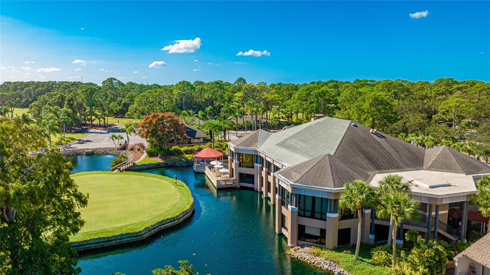 2383 LAKESIDE MEWS #D3