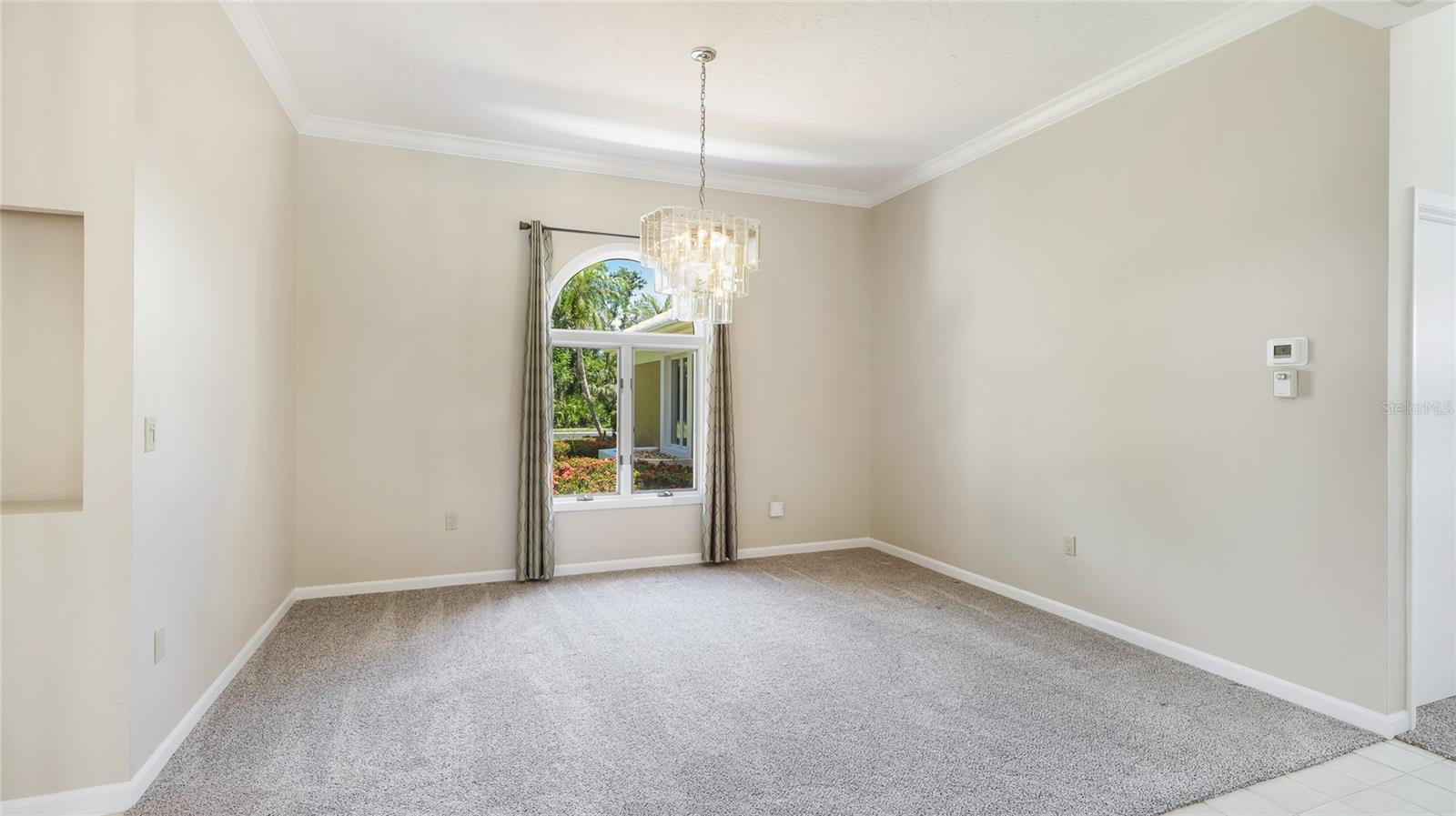 7404 WEEPING WILLOW BLVD