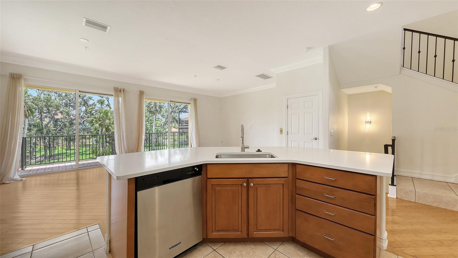 1512 3RD STREET CIR E