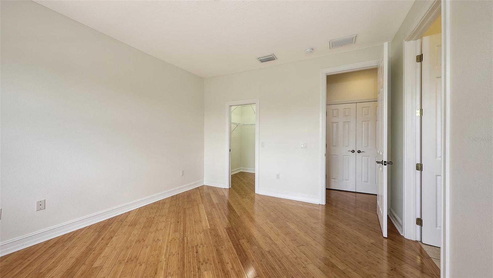 1512 3RD STREET CIR E