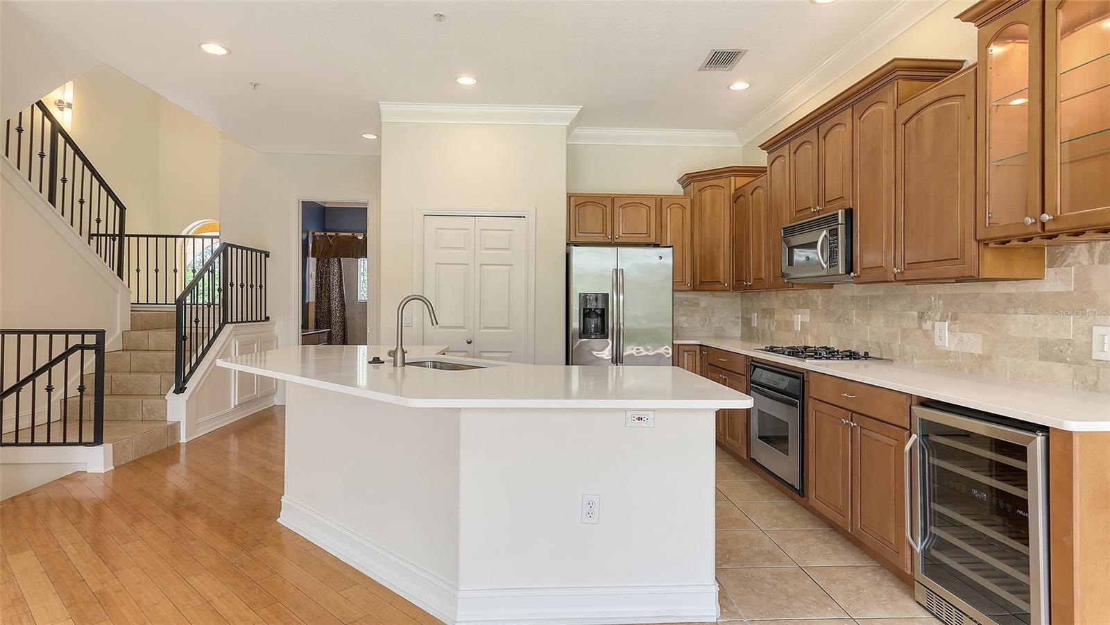 1512 3RD STREET CIR E