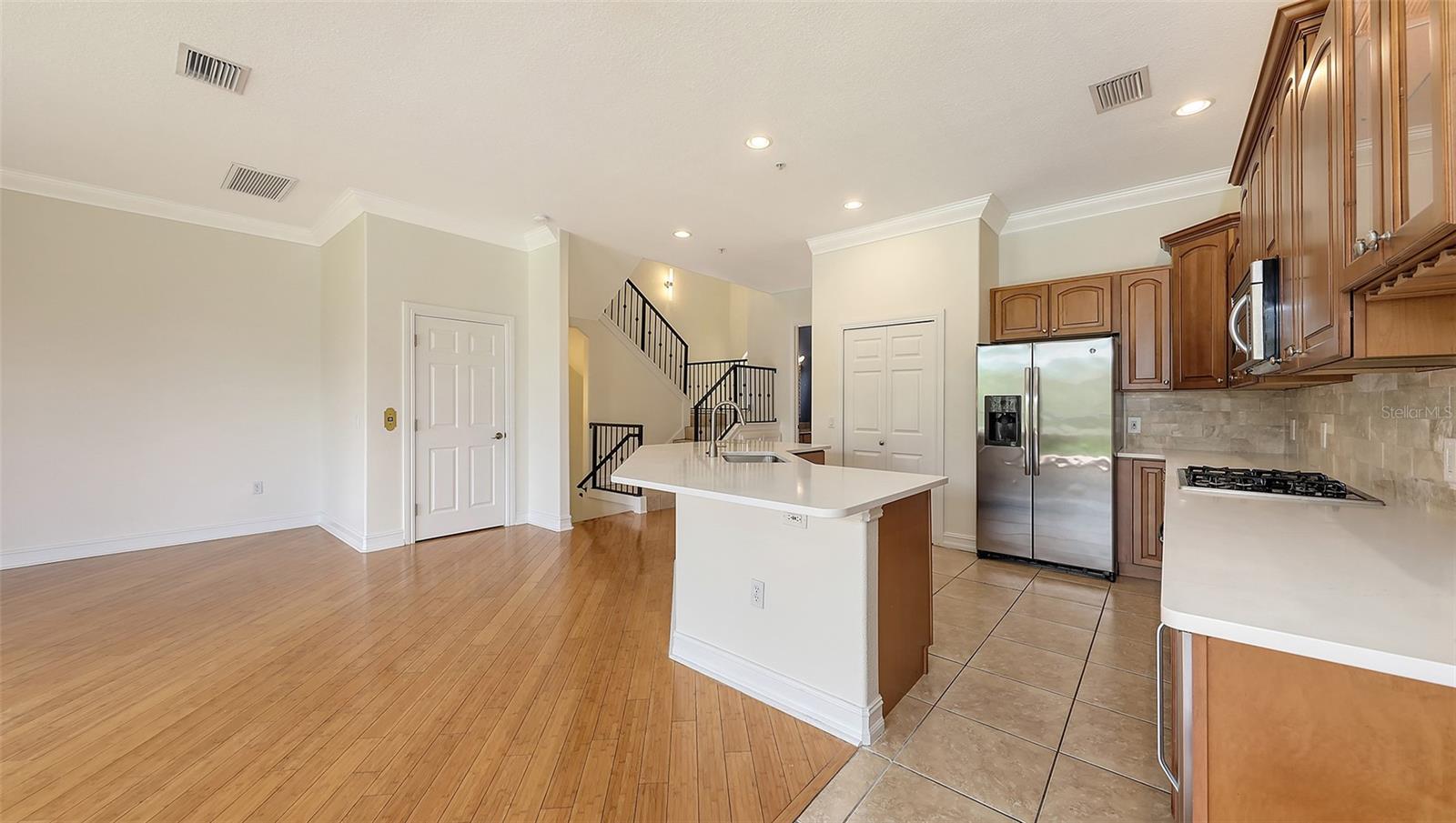 1512 3RD STREET CIR E