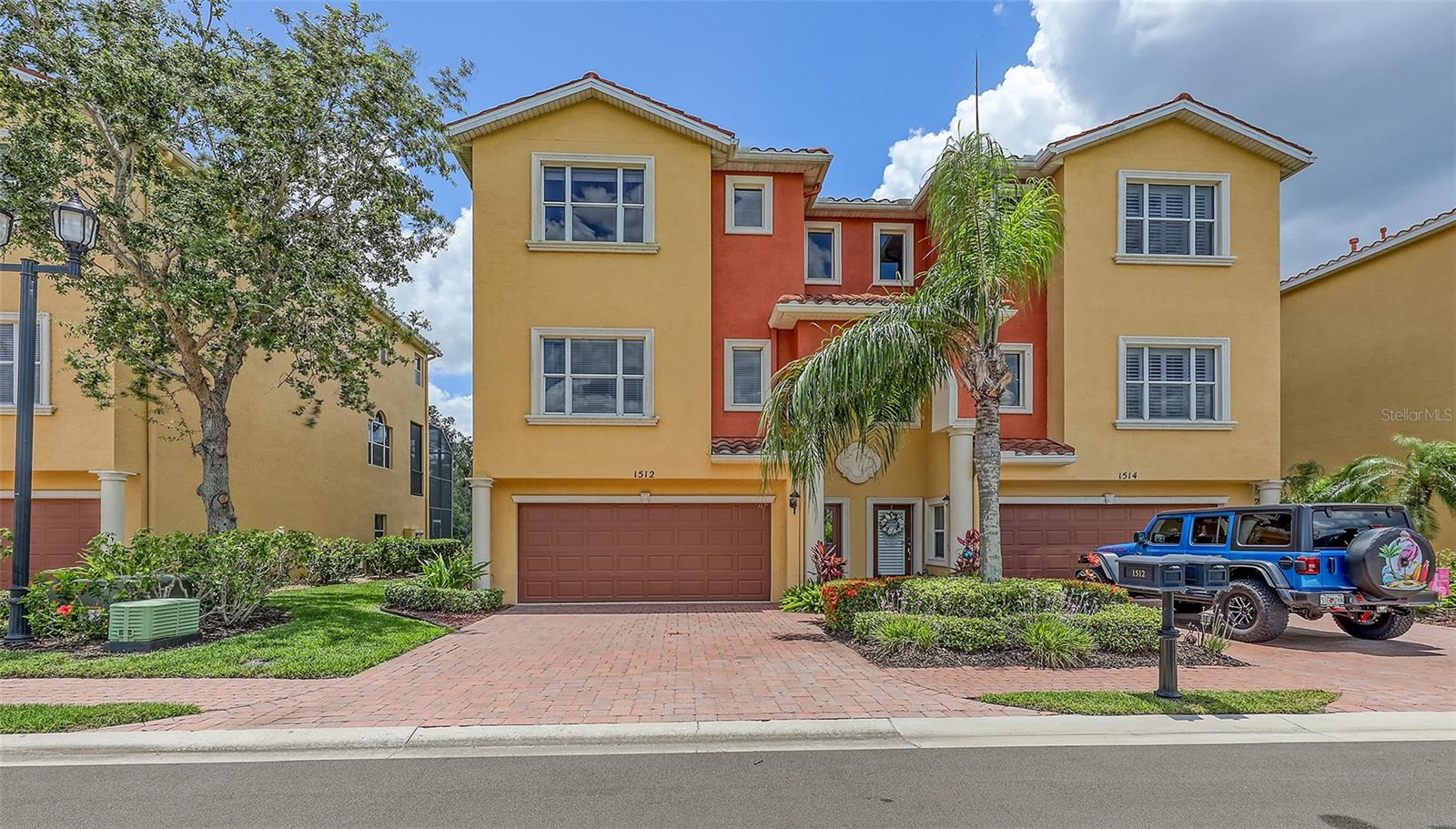 1512 3RD STREET CIR E