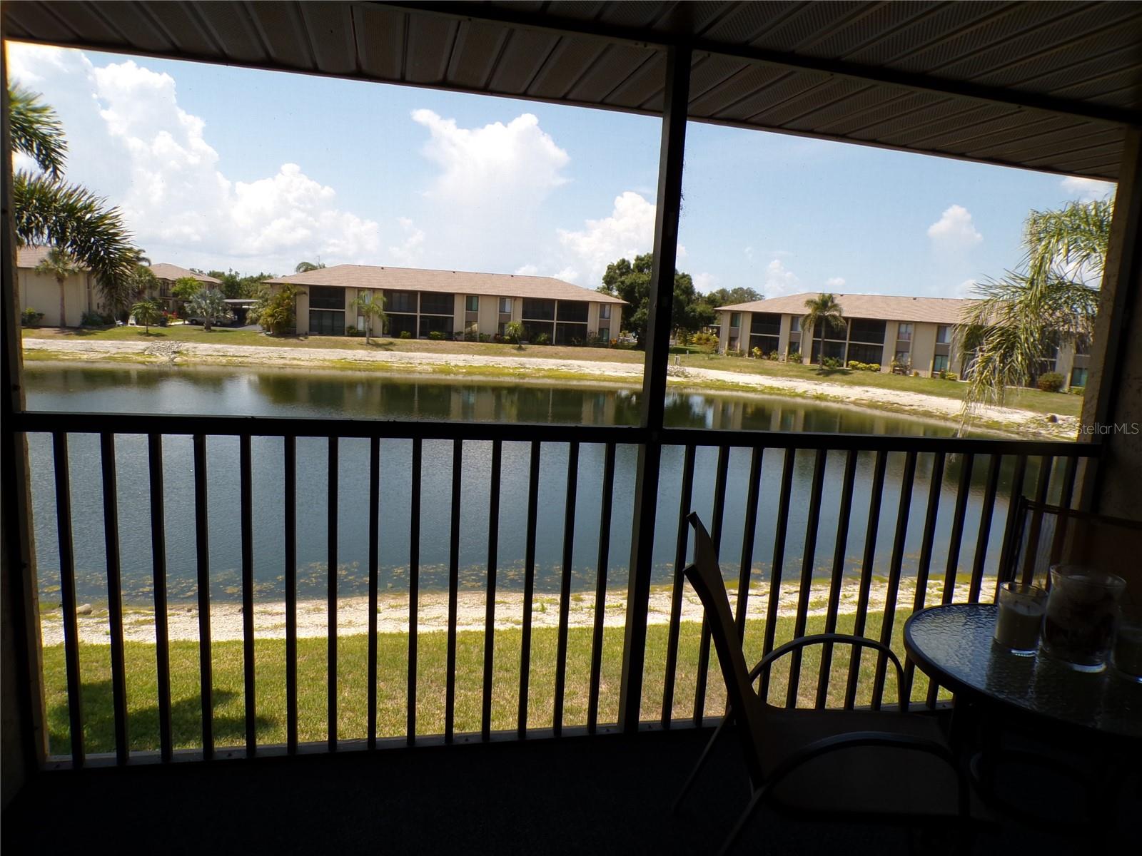 4016 OAKVIEW DR #J6