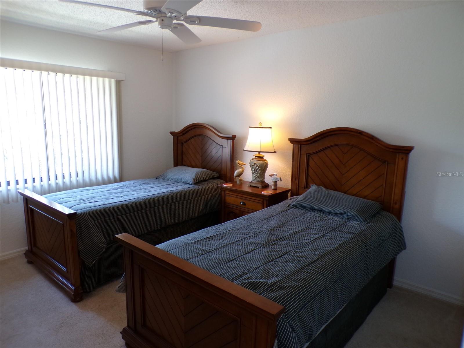 4016 OAKVIEW DR #J6