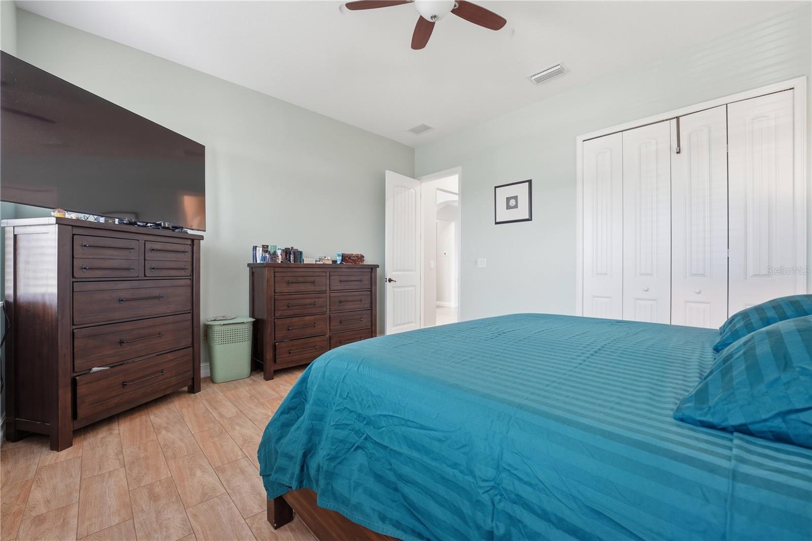 6619 35TH CT E
