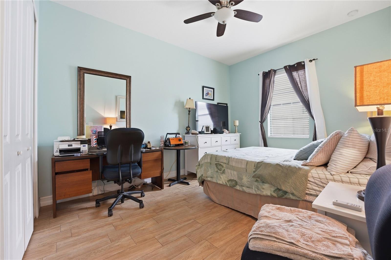 6619 35TH CT E