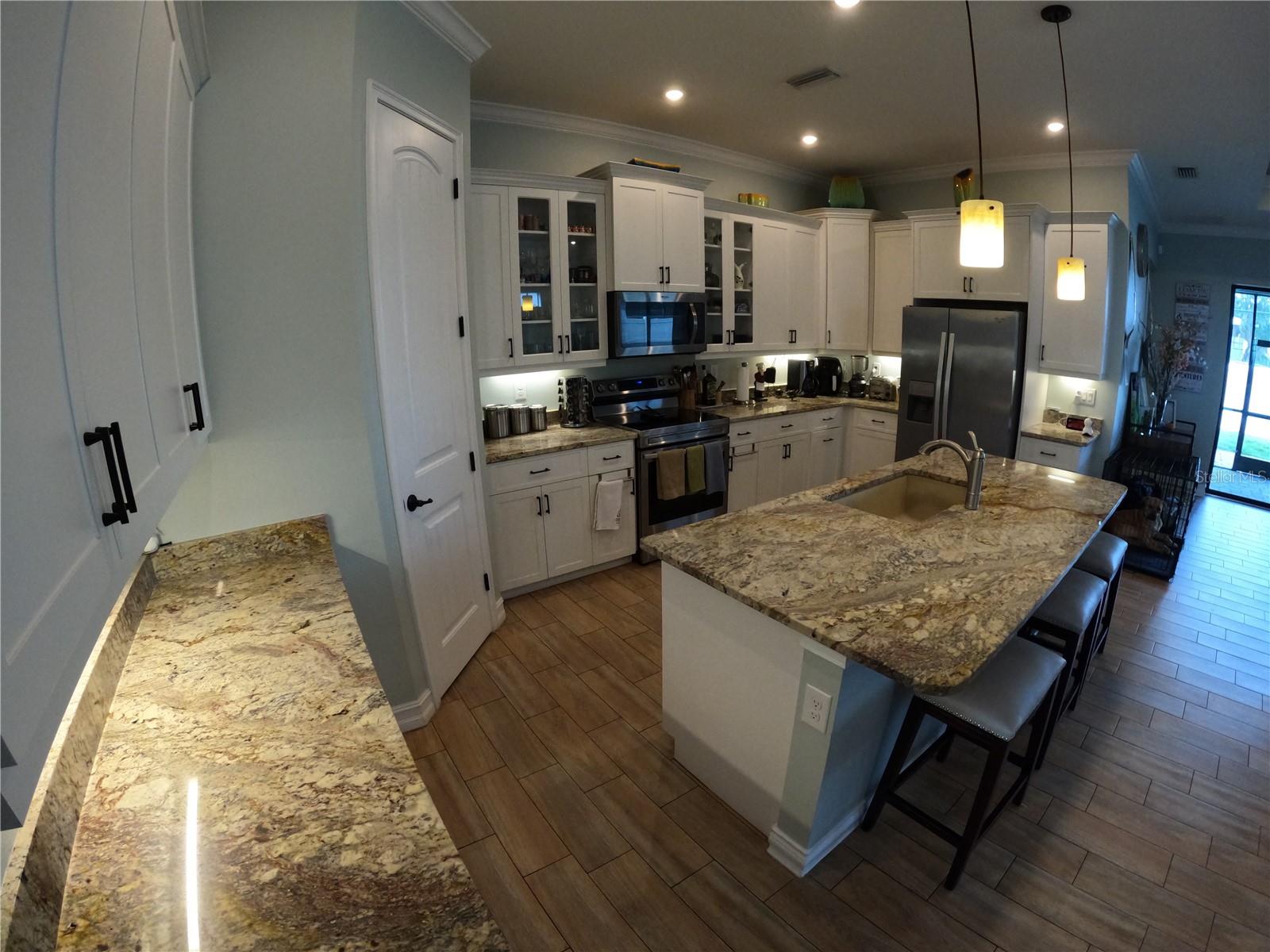 6619 35TH CT E