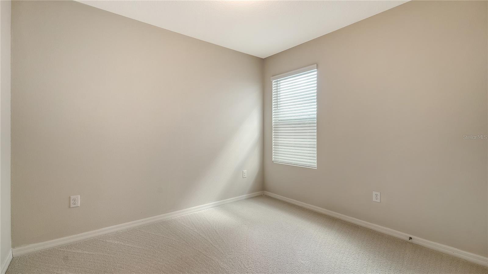 5905 SILVER SAGE WAY