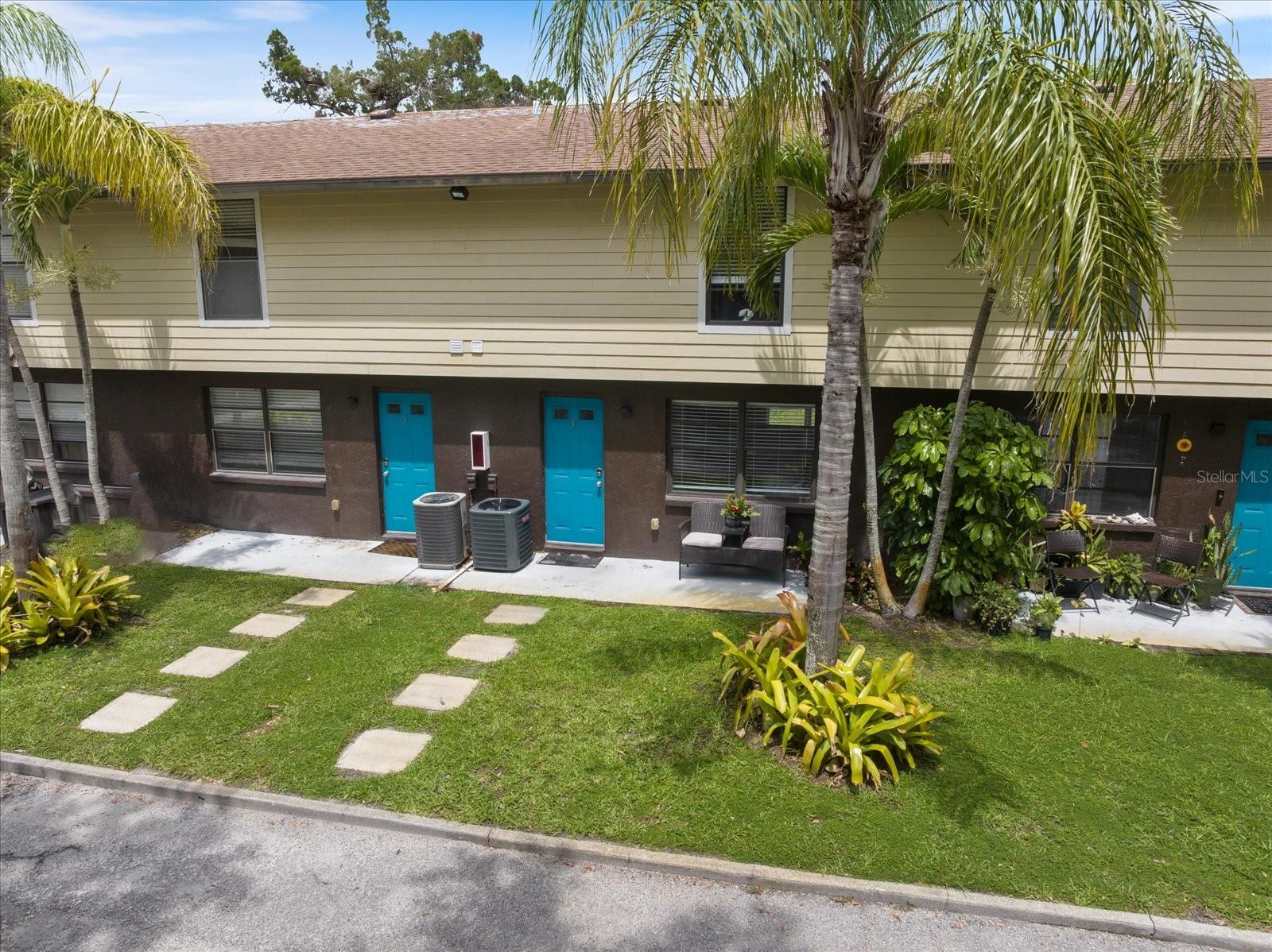 960 HIGHLAND ST #A-4