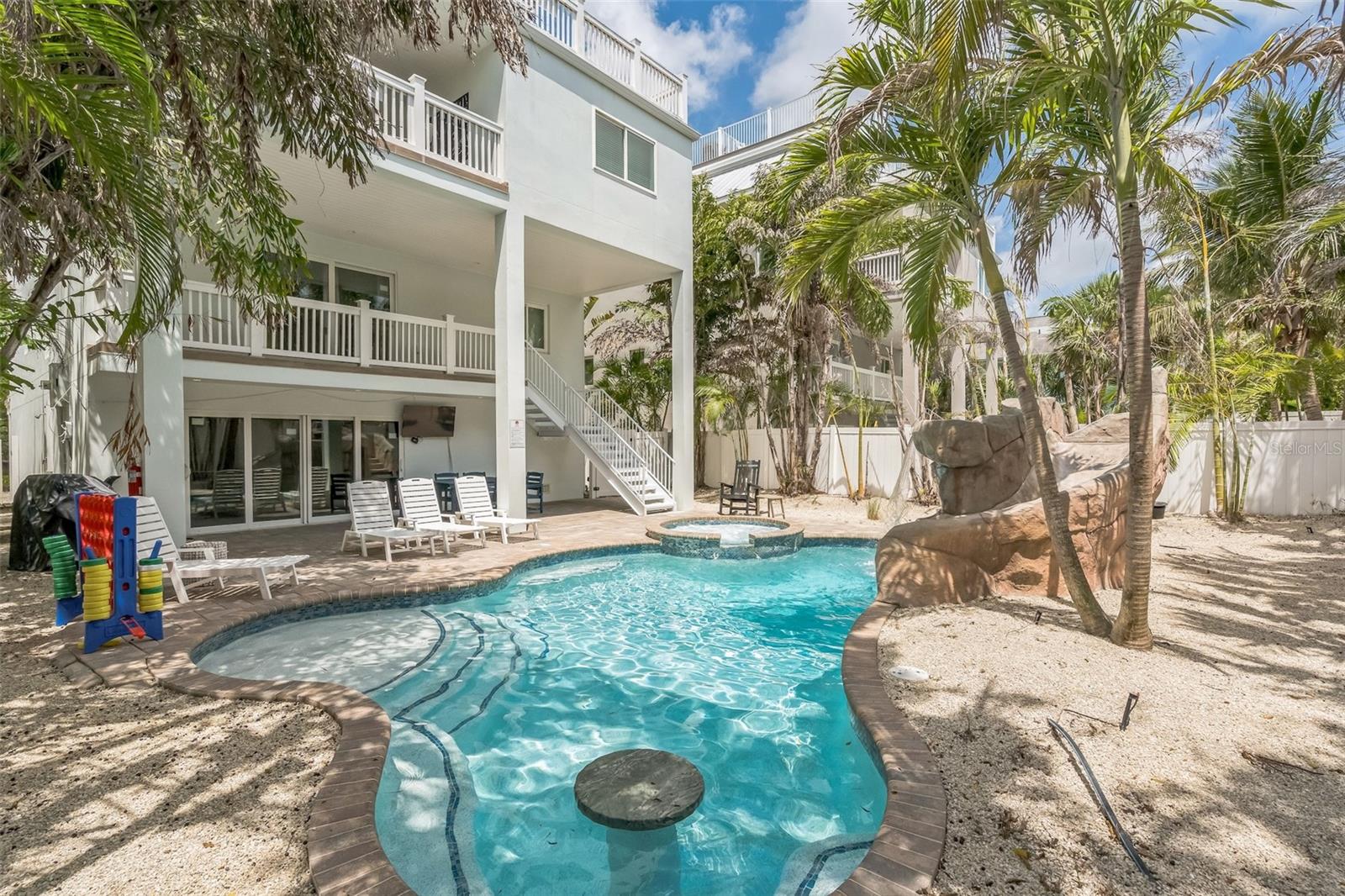538 CANAL RD