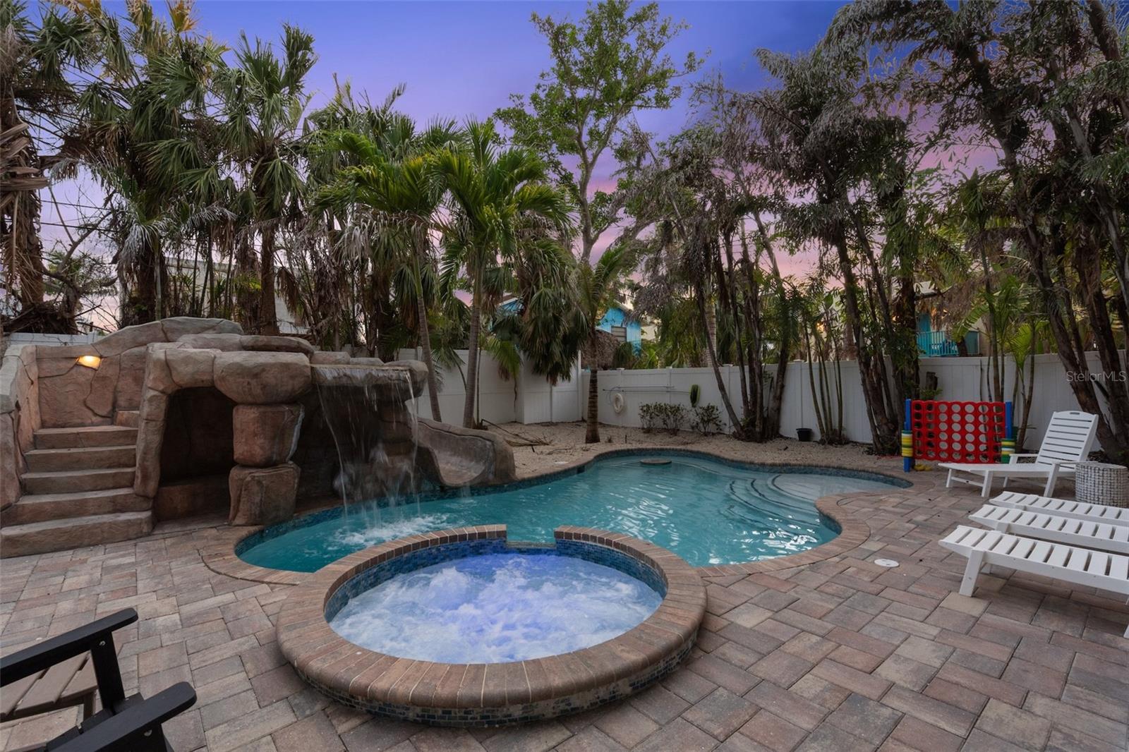 538 CANAL RD