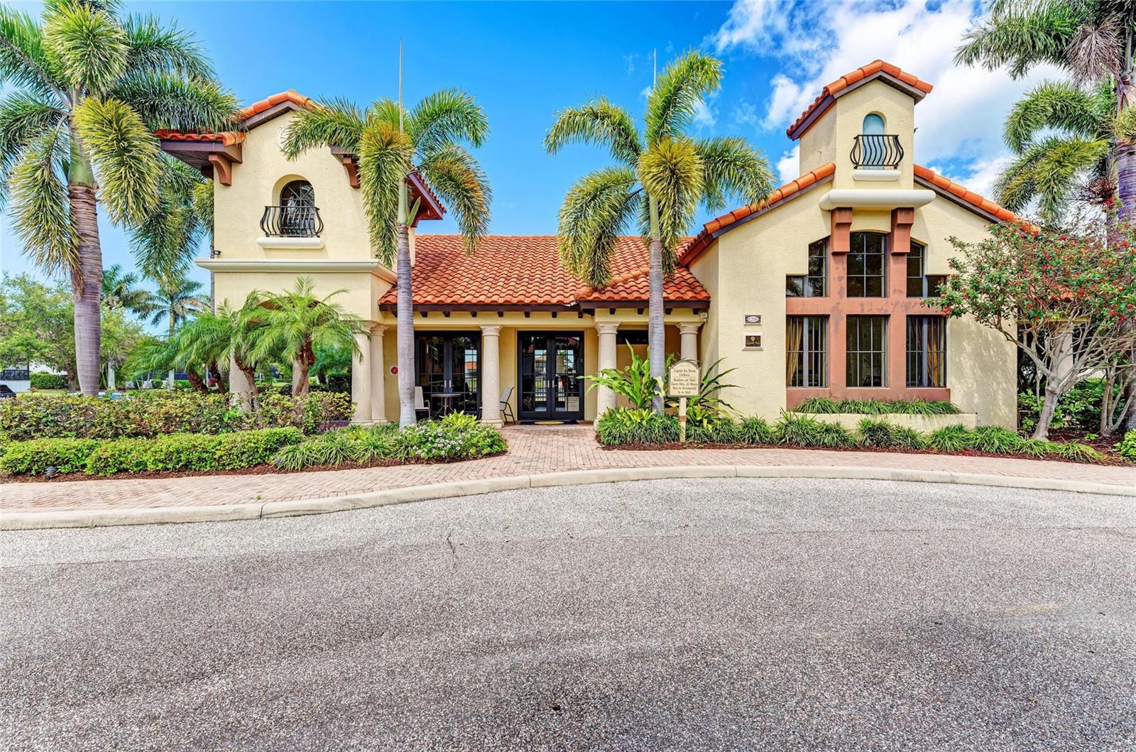 5428 TITLE ROW DR