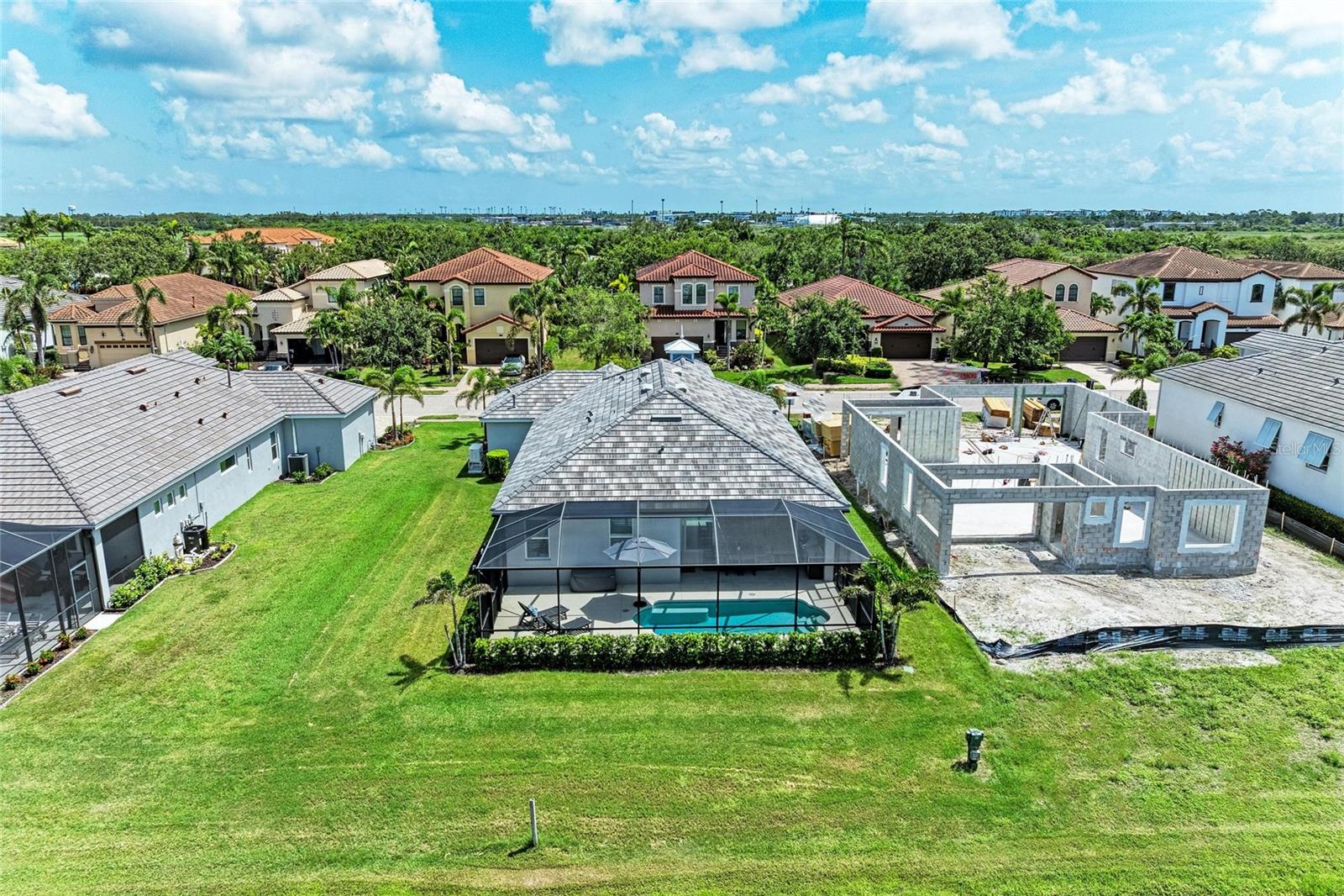 5428 TITLE ROW DR