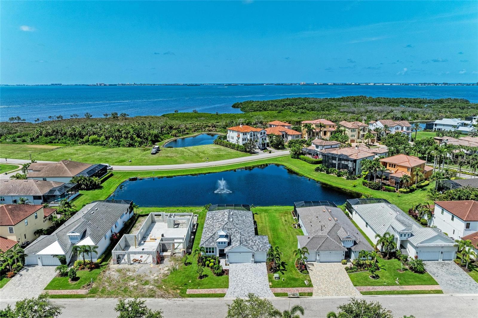 5428 TITLE ROW DR