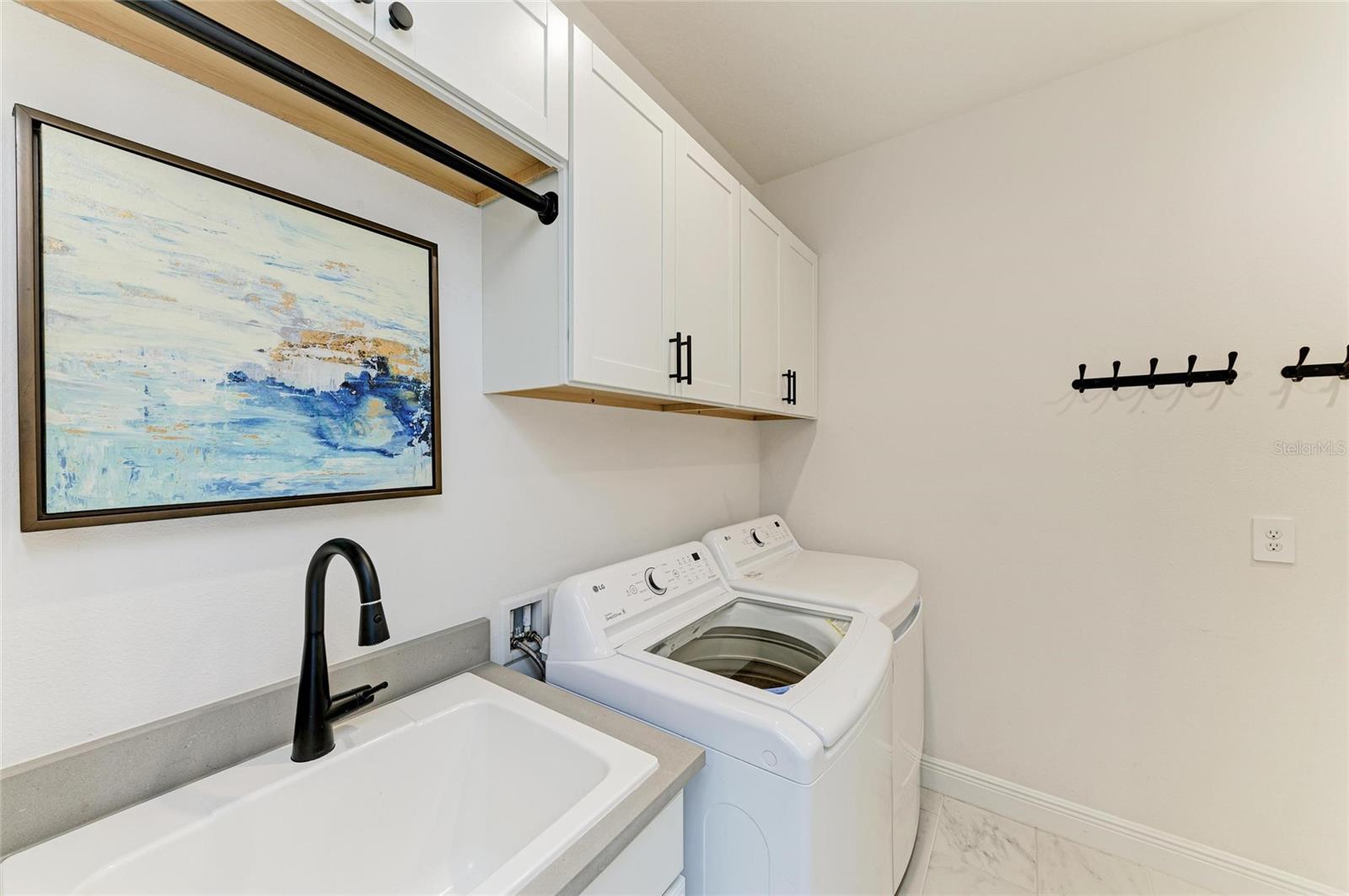 5428 TITLE ROW DR