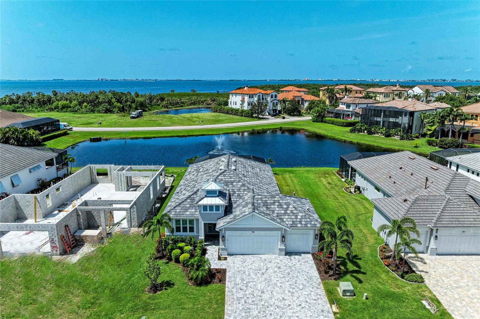 5428 TITLE ROW DR