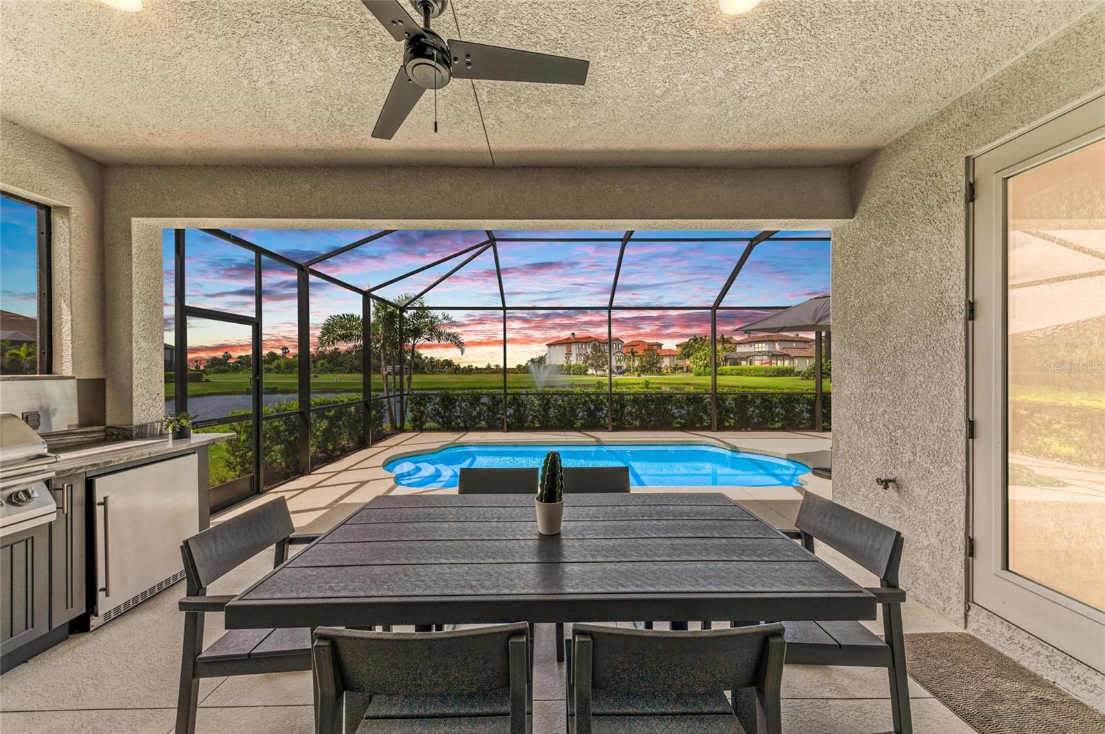 5428 TITLE ROW DR