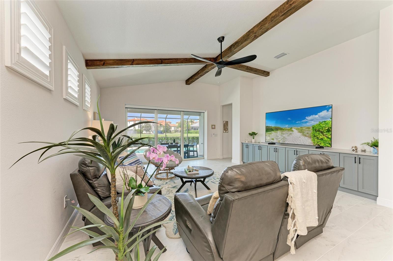 5428 TITLE ROW DR