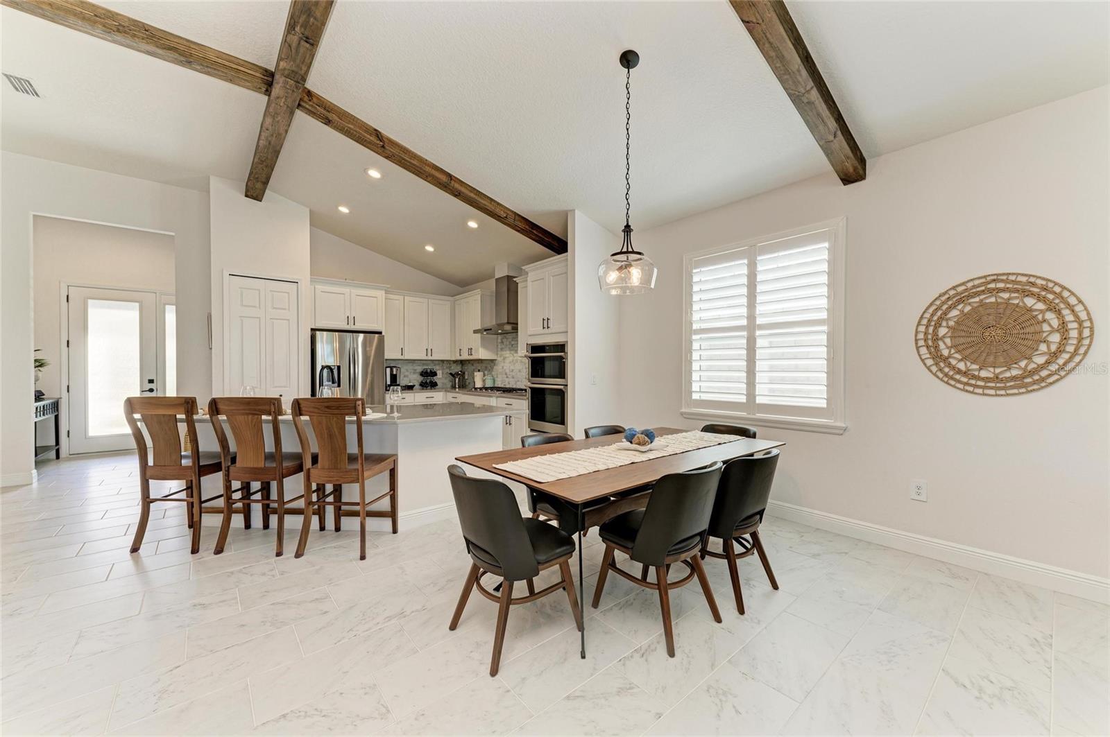 5428 TITLE ROW DR