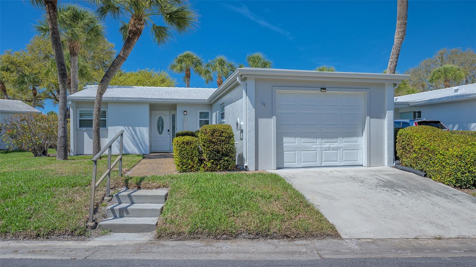 119 WHISPERING SANDS CIR #V36