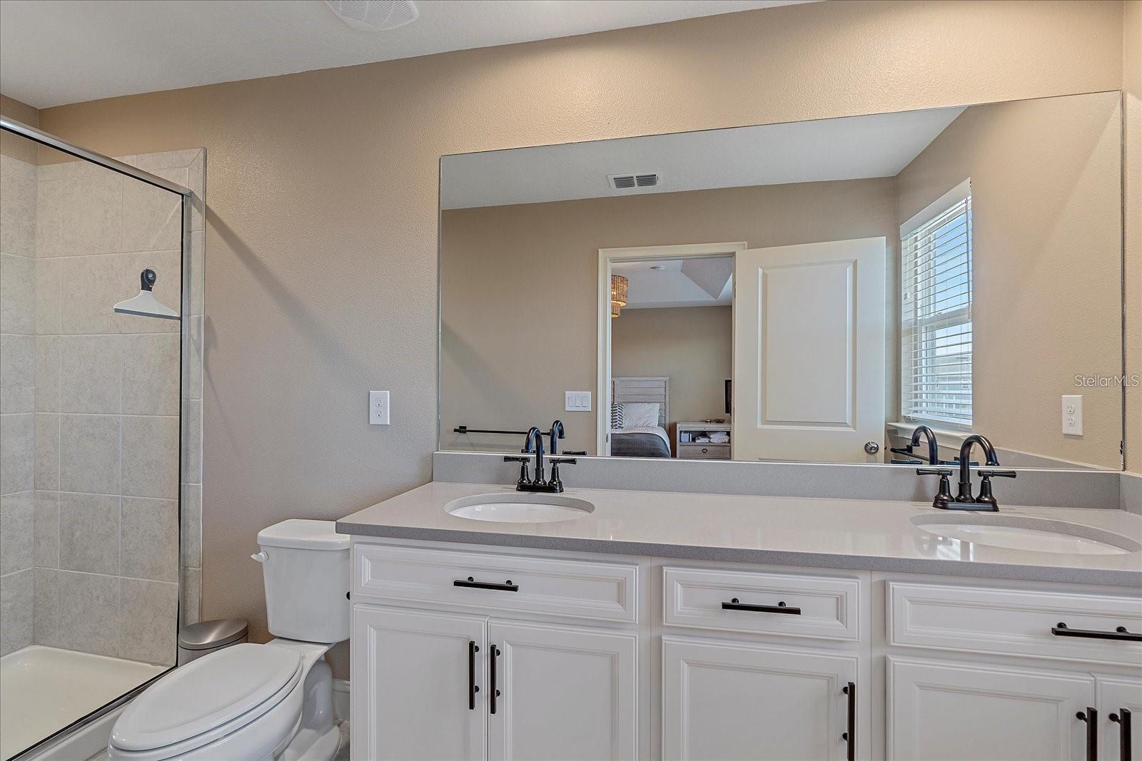 5531 PLEASANTVIEW CT