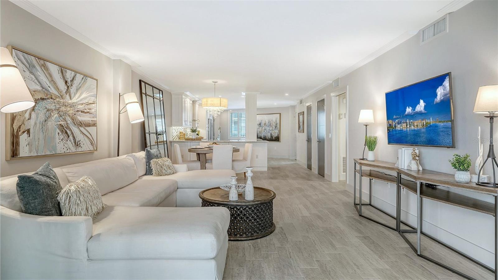 5880 MIDNIGHT PASS RD #403