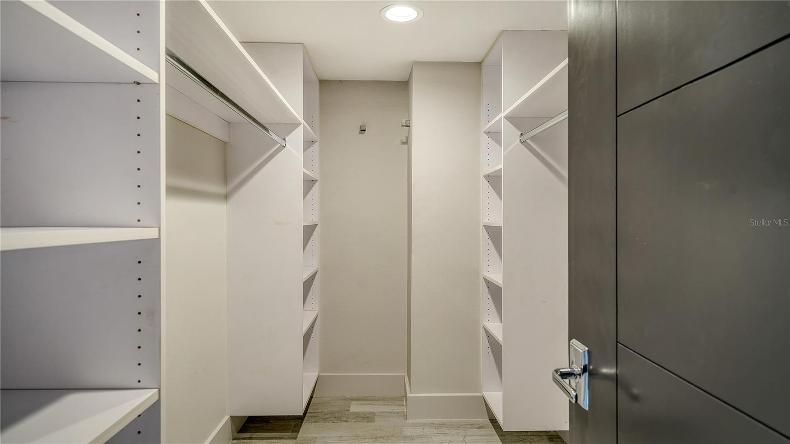 5880 MIDNIGHT PASS RD #403