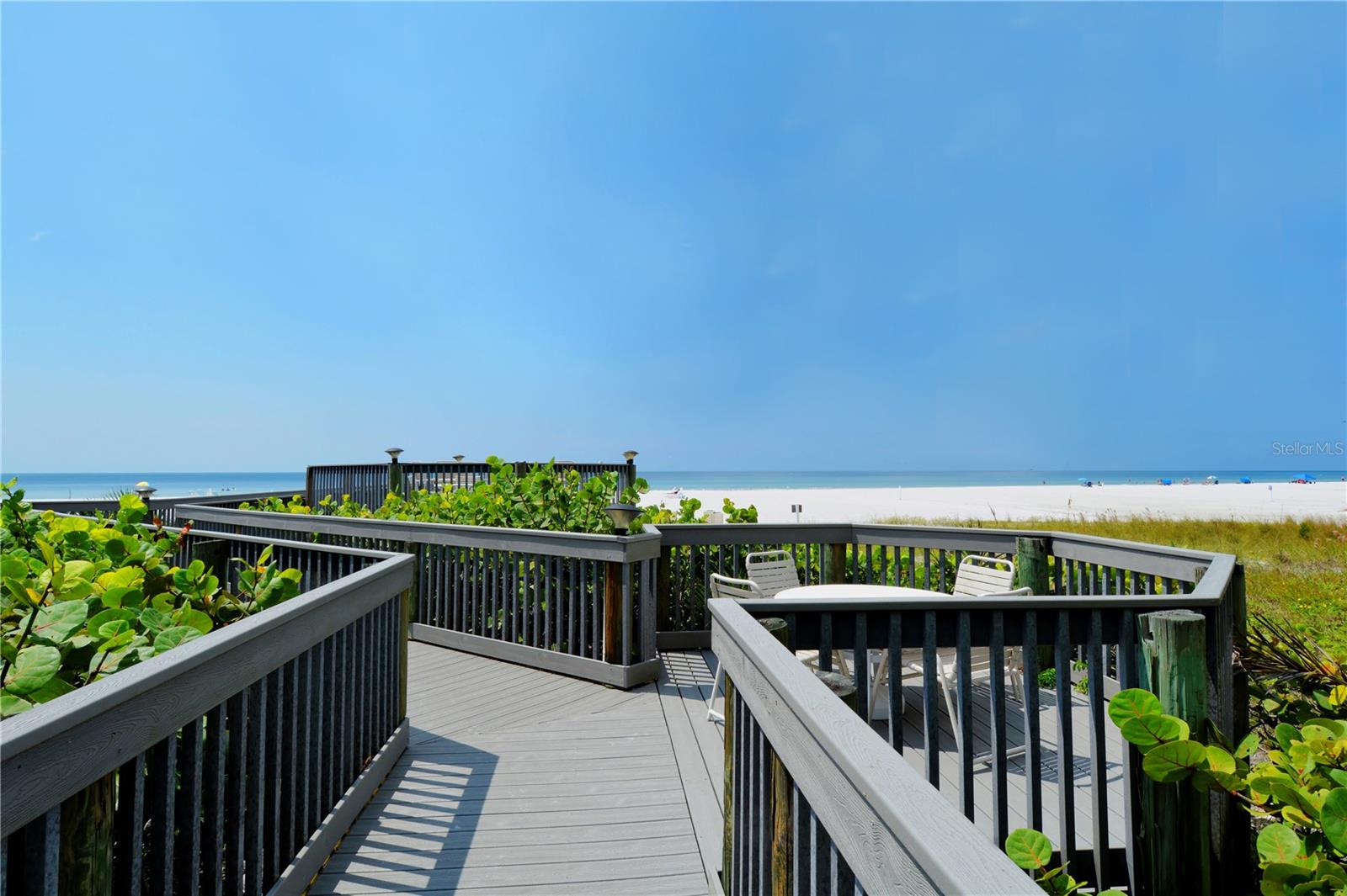 5880 MIDNIGHT PASS RD #403