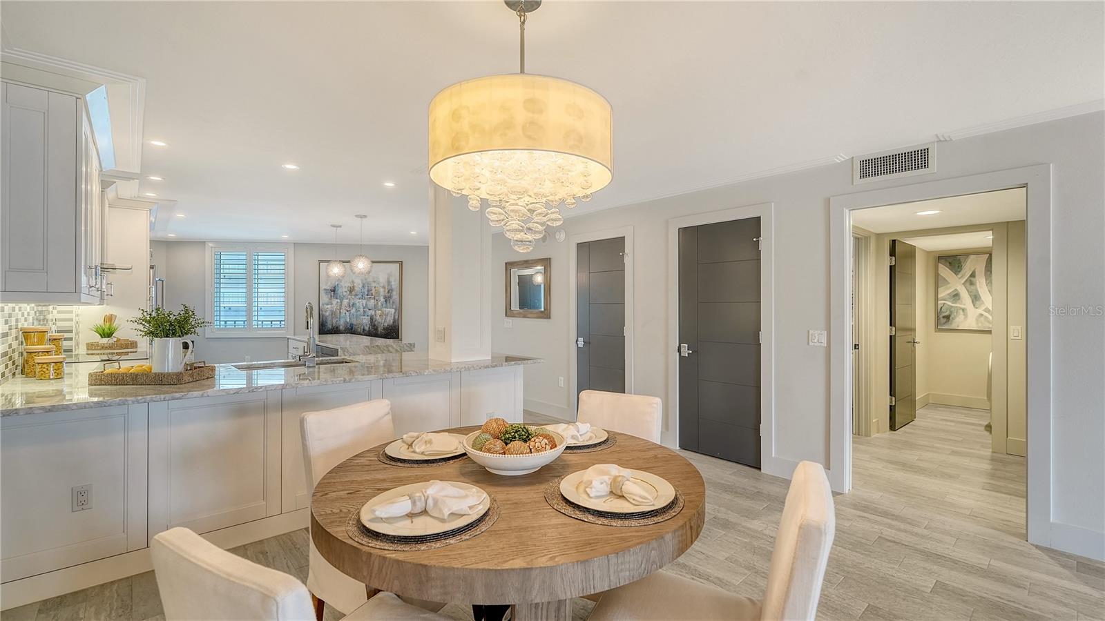 5880 MIDNIGHT PASS RD #403