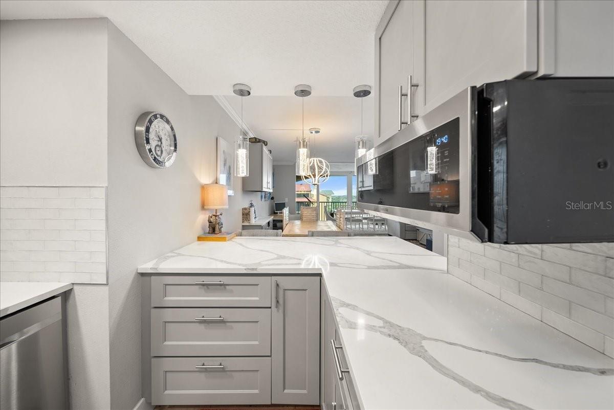 8750 MIDNIGHT PASS RD #501