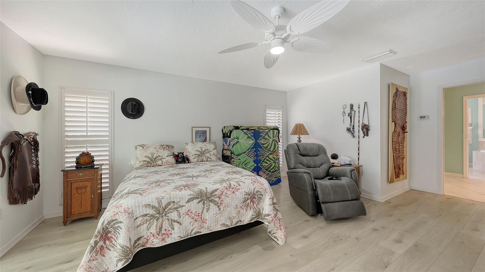 7604 WEEPING WILLOW CIR