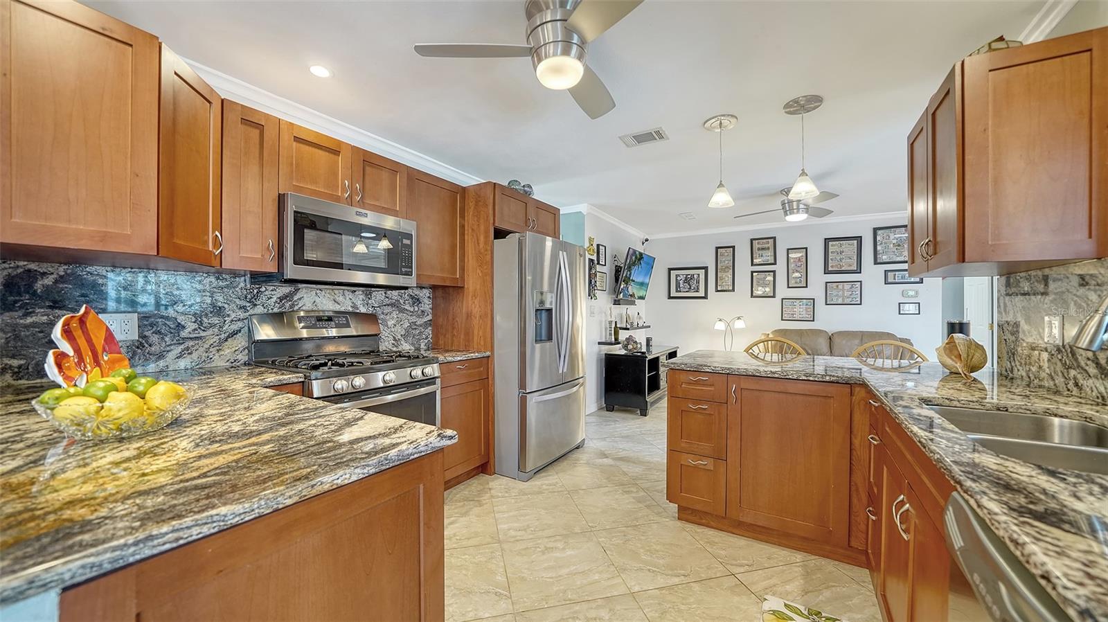 5524 ANTILLES DR