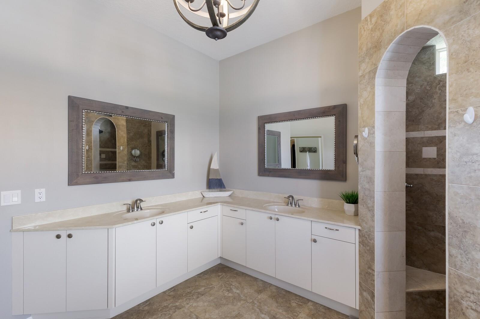 10022 LAUREL VALLEY AVENUE CIR