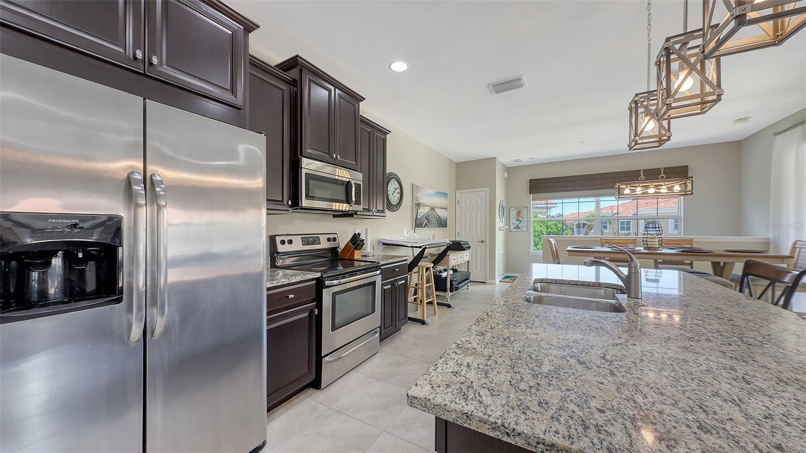 4267 EXPEDITION WAY