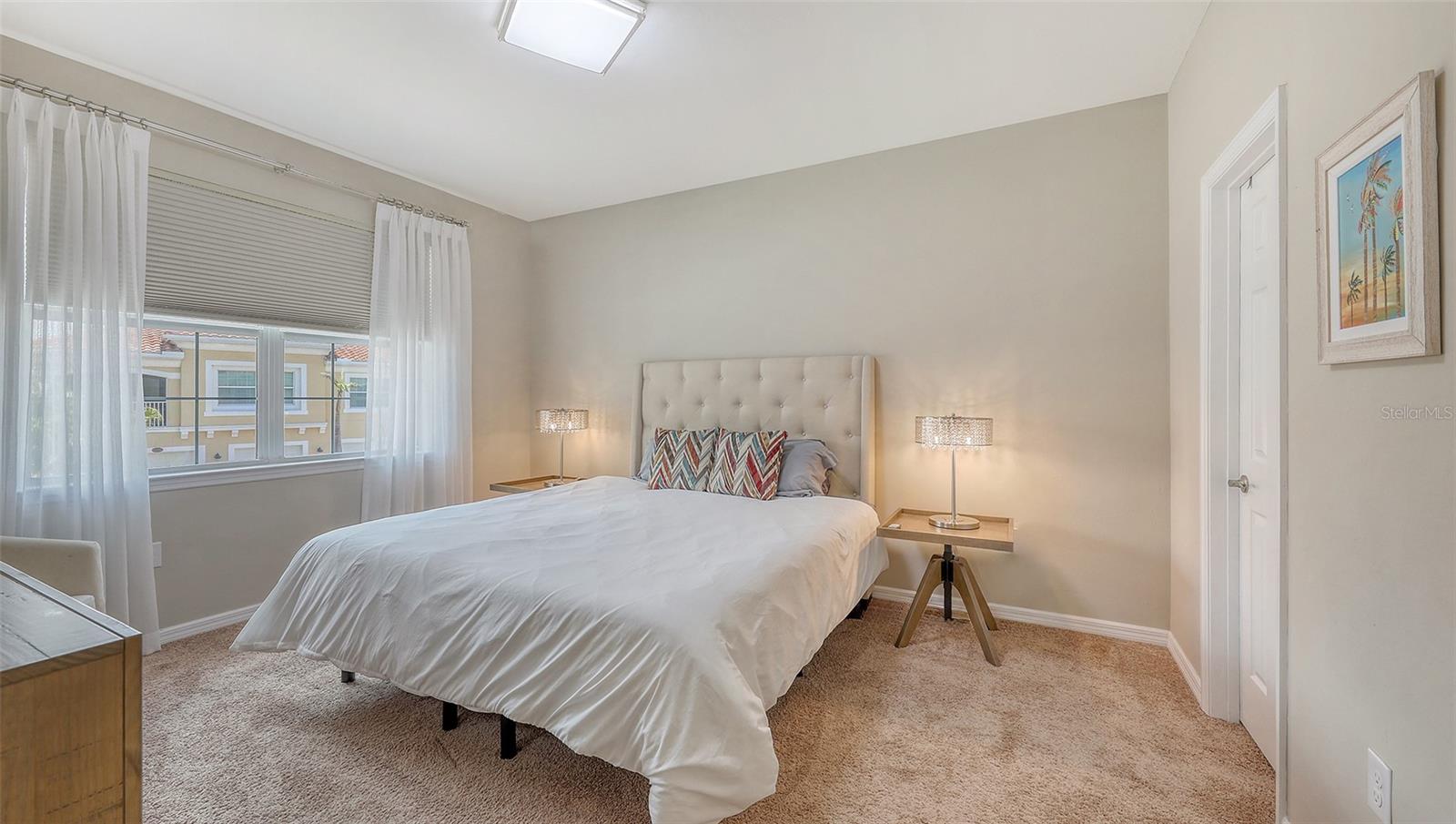 4267 EXPEDITION WAY