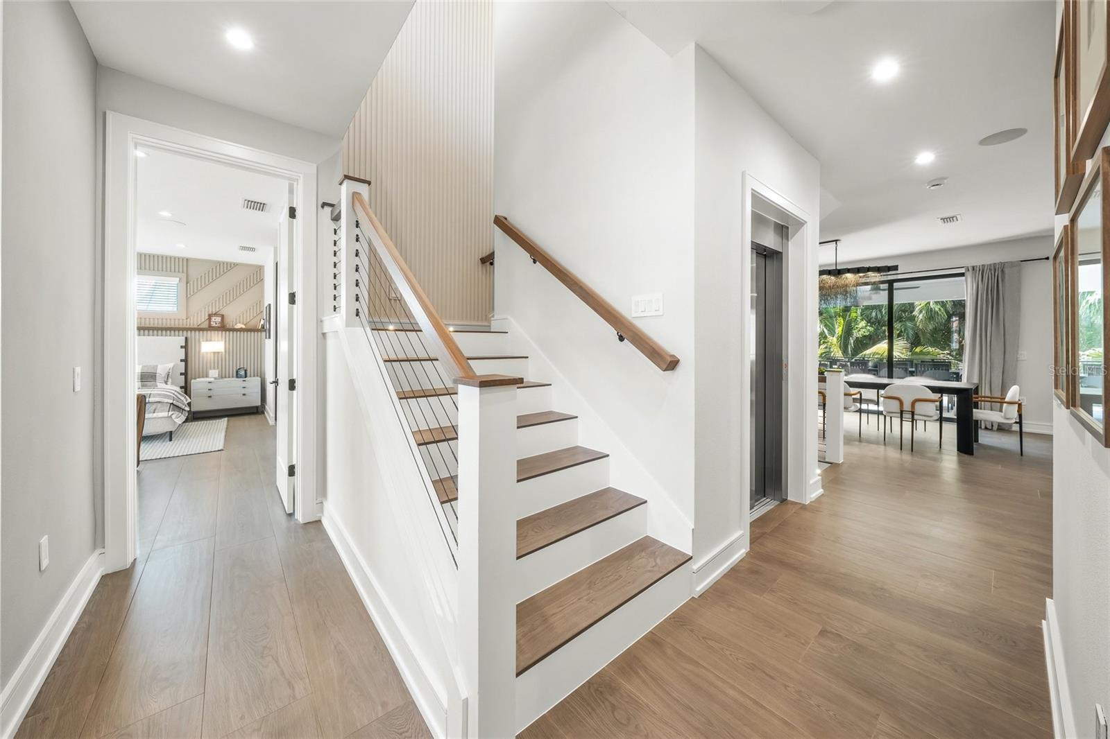 455 CLEVELAND DR