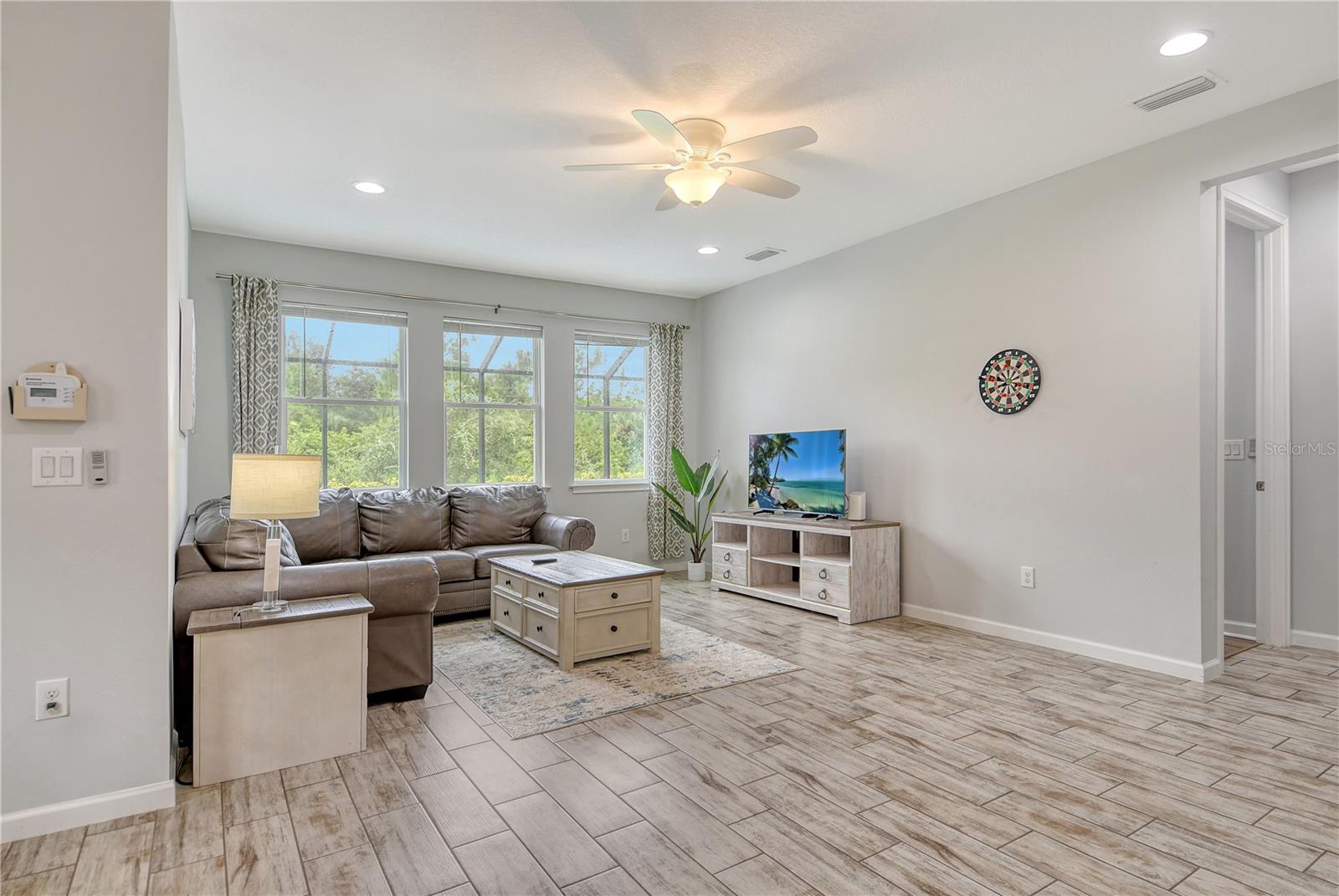 11625 RENAISSANCE BLVD