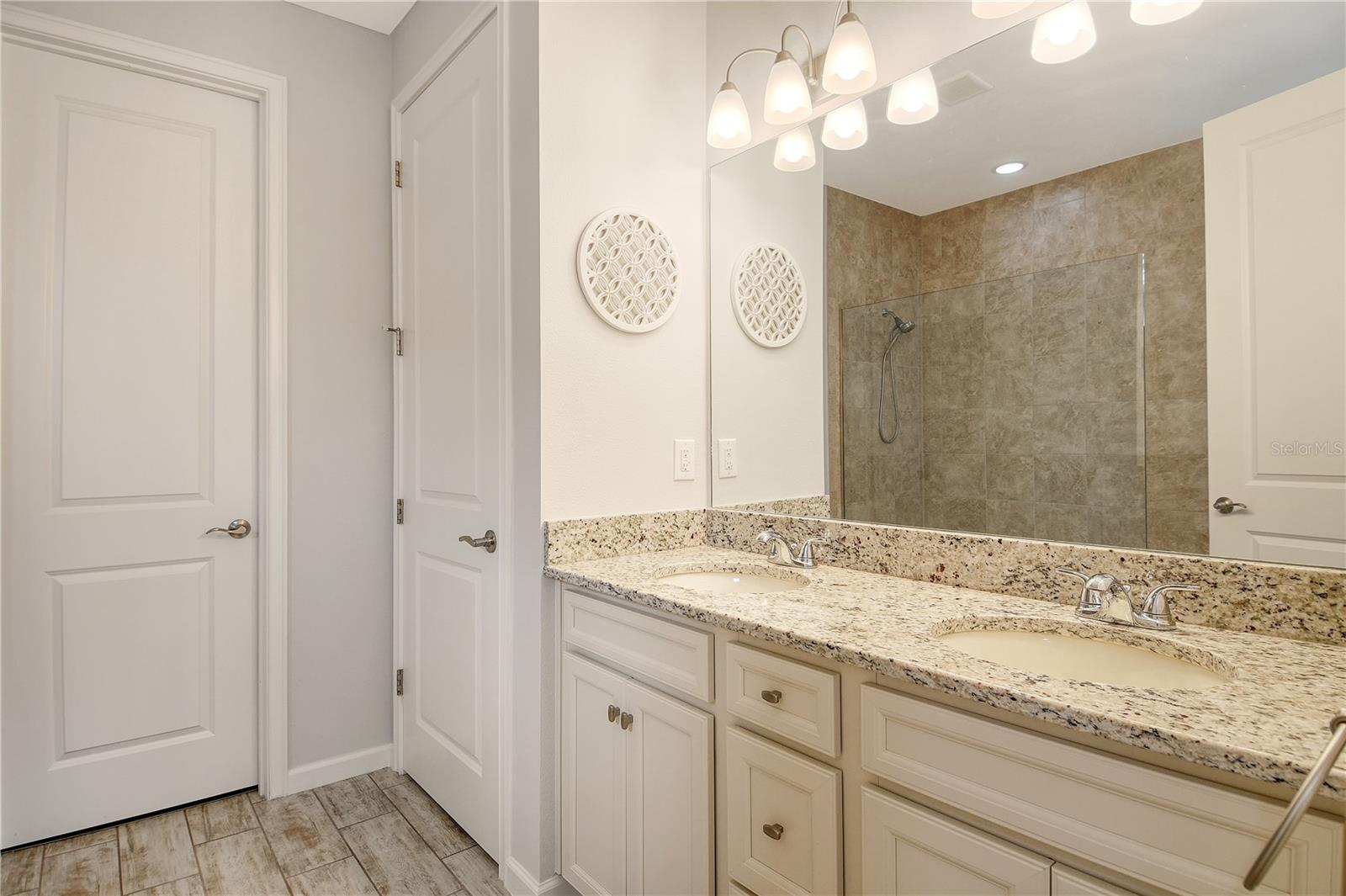 11625 RENAISSANCE BLVD