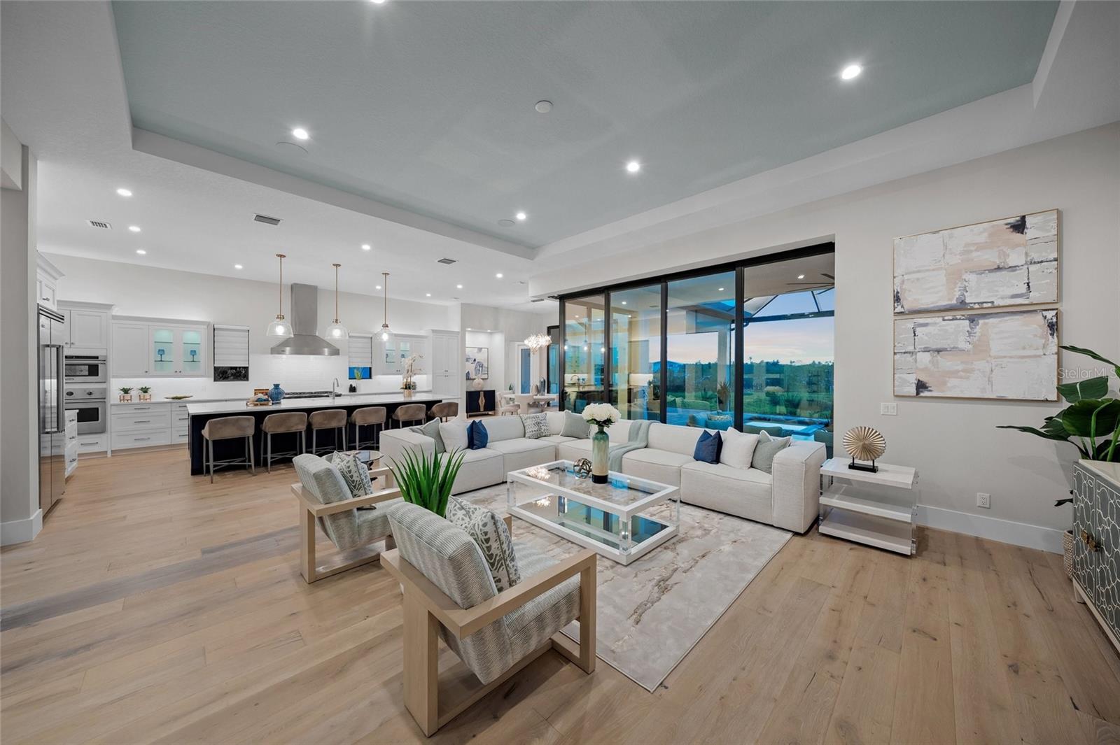 1109 BAYSHORE RD